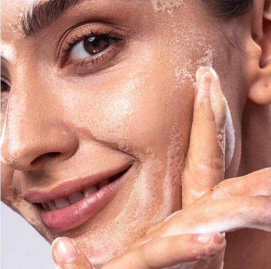 Infuse Yerba Mate Energizing Cleanser – Gentle Foaming Face Wash for Mature Skin – Hydrating Facial with Niacinamide & Antioxidants – Daily Cleanser, 150ml