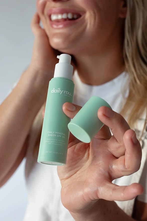 DailyRou Daily Mineral Skincare – Hydrating & Brightening Face Sunscreen for Men & Women – Lightweight, Non-Greasy Formula for Healthy, Smooth, Glowing Skin (Sheer)