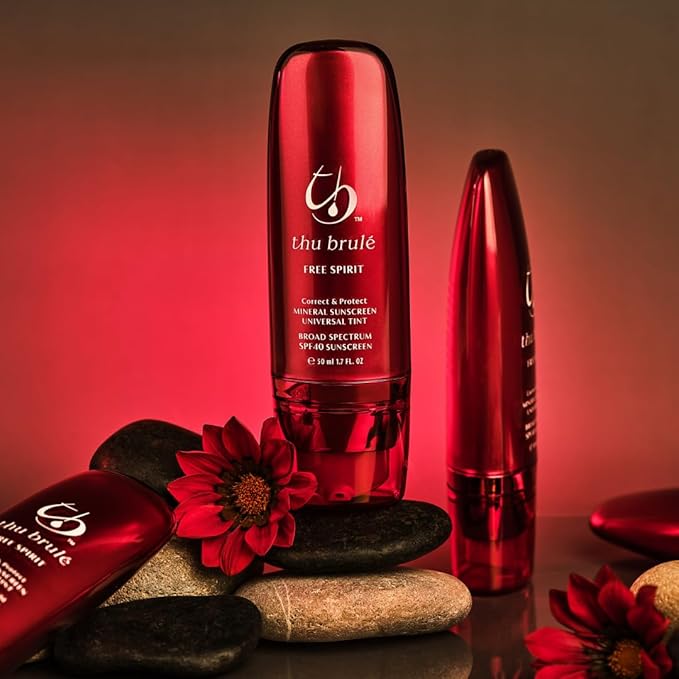 Free Spirit Mineral Sunscreen SPF 40+ | 3 in 1 Moisturizer, Complexion Balancer, & Sunscreen | UVA/UVB protection 100% Mineral Broad Spectrum Non-Greasy | Travel Size Untinted - 50ml