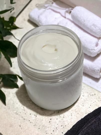 Beef Tallow & Magnesium Body butter - Grass Fed and Finished beef tallow Magnesium Cream- Handmade moisturizer for Cracked, Dry, Itchy skin- eczema cream- diaper rash (SANDALWOOD VANILLA)