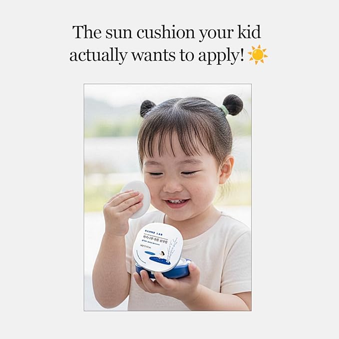 Round Lab Birch Juice Moisturizing UV Lock Sun Cushion, SPF50+ Broad Spectrum, 0.52 oz, Mineral Sunscreen for All Family Members, Over Makeup Poratable Sun cushion, No White cast, Korean Sunscreen