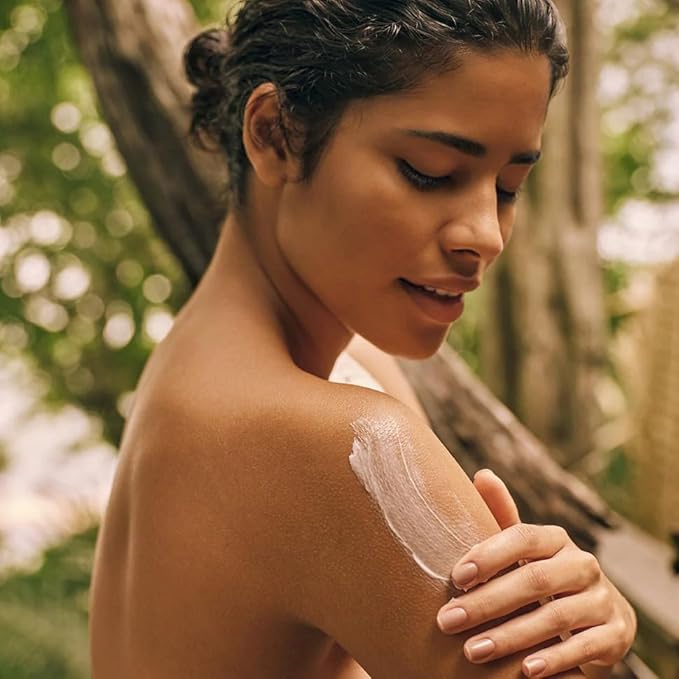 Natura Ekos Cacau Collagen Boosting Body Lotion - Vegan Skin Care - Moisturize & Firm Skin Texture - Boost Collagen Production - Brazilian Beauty Secrets - Self Care & Body Care - 13.5 fl oz (400 ml)