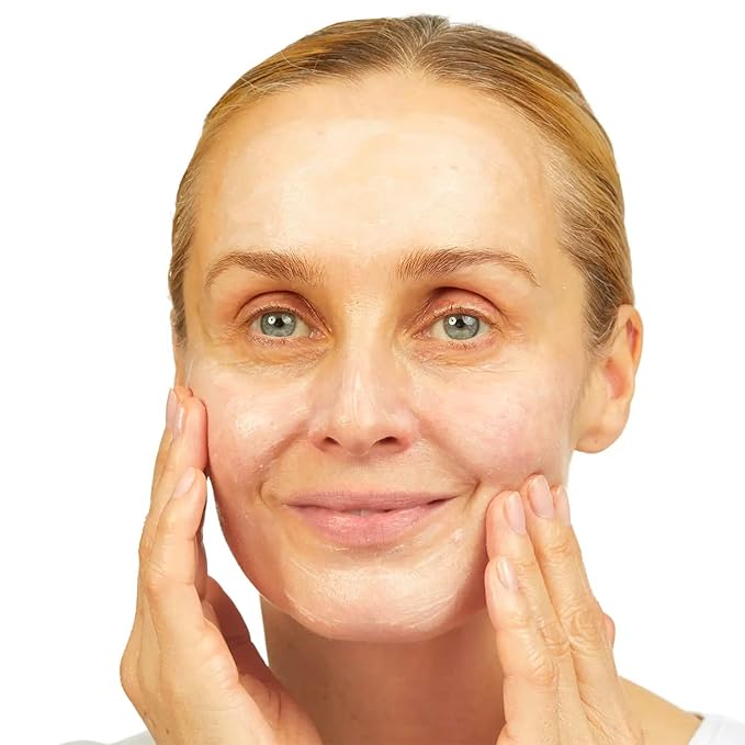 No7 Lift & Luminate Dual Action Cleansing & Exfoliating Face Wash - Gentle Face Exfoliator with Vitamin C, E & B5 - Deep Pore Cleanser for Dull & Uneven Skin Tone (3.3 Fl Oz)