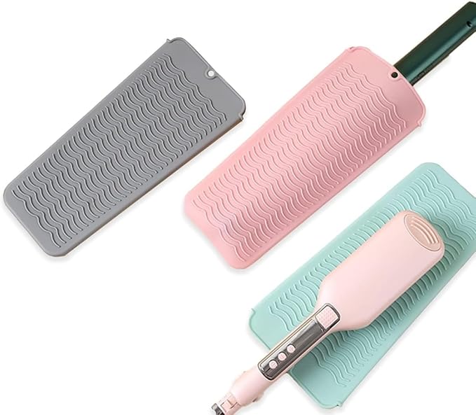 2 Pcs Professional Silicone Heat Resistant Mat Pouch for Curling Iron, Flat Iron and Other Hot Tools, Portable Travel Mat and Cover for Hair Styling Tools with Hanging Hole (2PCS Green)