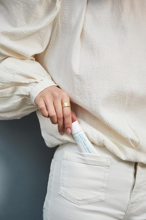 Alba Alba1913 Vegan Hand Cream for Dry Cracked Hands – Soothing Effect, Non-Greasy Refreshing & Moisturizing Cream for Working Hands, and Dry Skin for Women & Men – Travel Size 1.06 fl oz