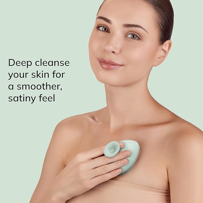 GESKE Body Brush | 4 in 1 | Cleansing Brush for The Entire Body | Professional Deep Cleaning | Soft Silicone Bristles | Ergonomic Two-Finger Design | Cleanses & Massages