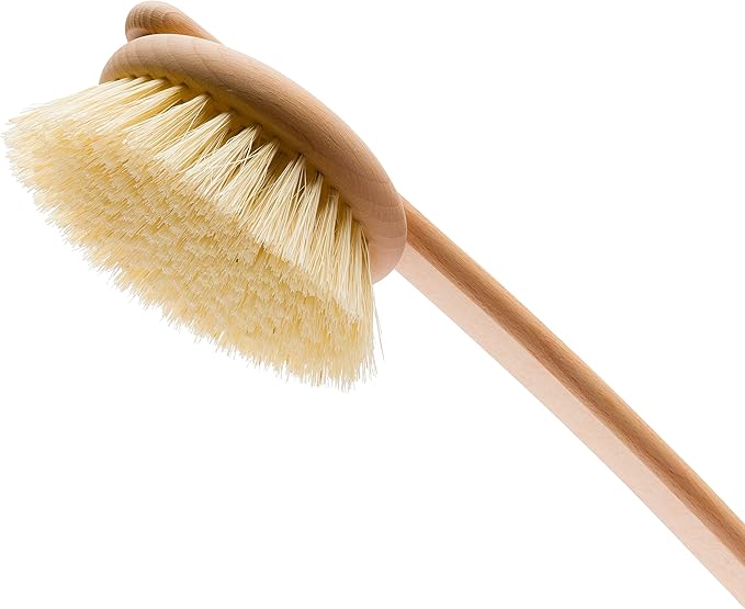 Redecker 100% Made in Germany Round Tampico Fiber Bath Brush with Extra-Long Oiled Beechwood Handle, 18-1/2-Inches
