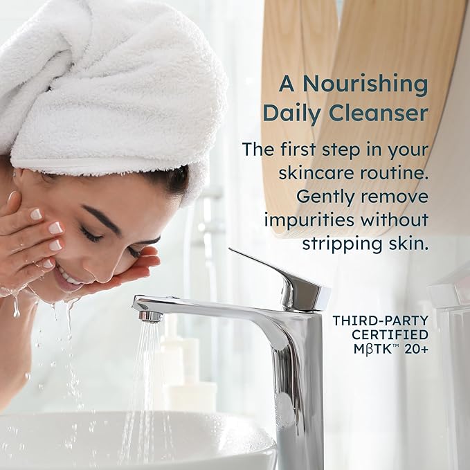 MELORA Manuka Honey Face Wash (5 Oz), Daily Skin Care Facial Cleanser & Makeup Remover with Manuka Honey & Oil for Dry or Sensitive Skin - Anti-Aging Face Wash for Women & Men