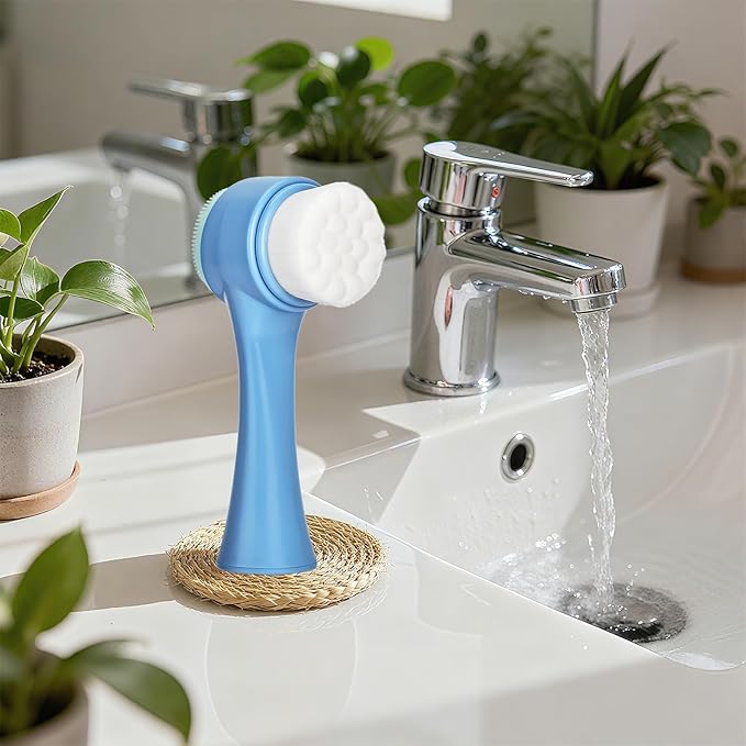 Face Brush 2 in 1, Facial Cleansing Exfoliating Scrubber Brush, Silicone Double Side Manual Face Wash Scrub Brush with Soft Fiber for Deep Pore Cleansing, Massaging, Skin Care,Blue