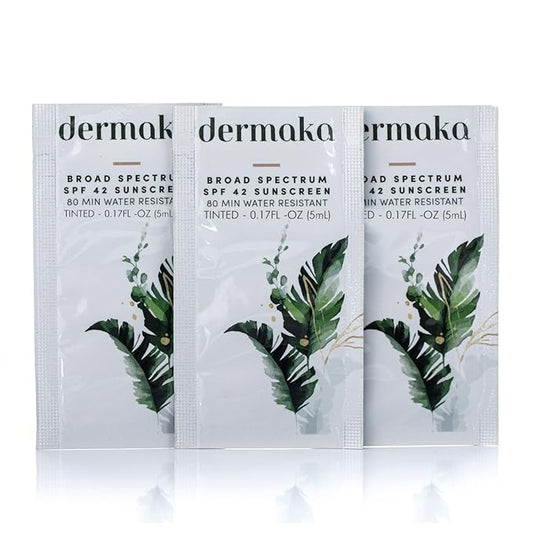 Dermaka Travel Size Sunscreen SPF 42 for Face & Body – 2-in-1 Lightly Tinted Mineral Sunscreen with Zinc Oxide & Titanium Dioxide – Skin Soothing, Water-Resistant 80 Min, 5ml 25 sachets