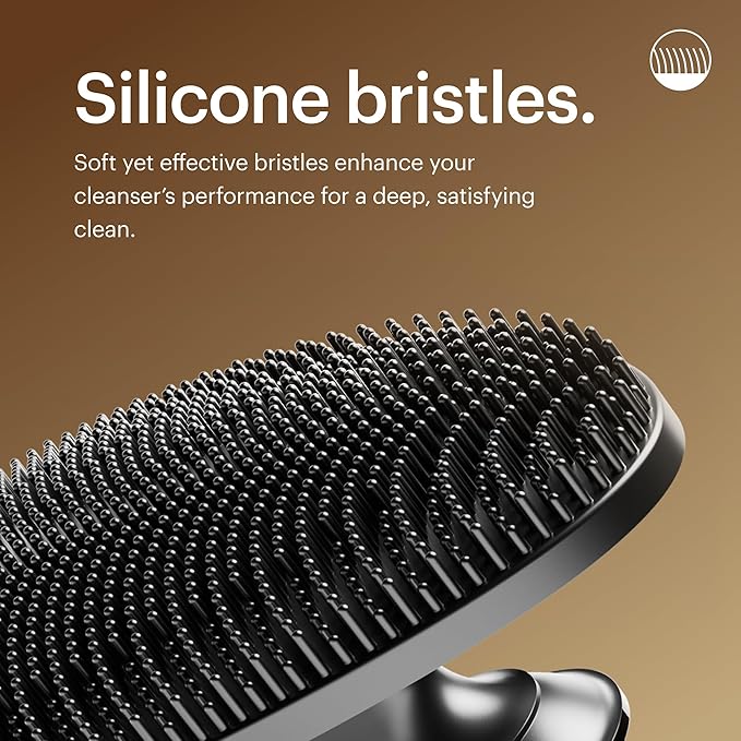 MANSCAPED® The Face Buffer - Men's Silicone Face Scrubber for Nourishing, Deep Cleaning & Exfoliating Your Skin, No-Slip Suction Cup Handle, Gentle Face Massage, 1-Pack