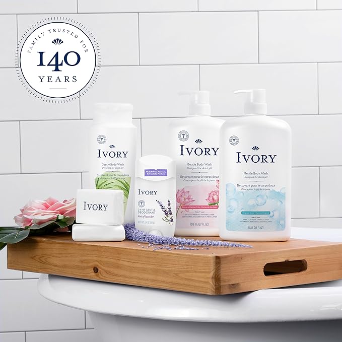Ivory Body Wash, Designed for the Whole Family, Gentle Formula, Free of Dyes Heavy Perfumes Parabens Phthalates & Silicones, Original Scent, 35 oz