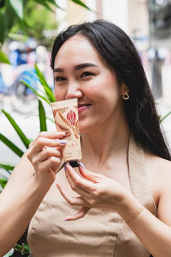 Natura – Ekos Cacau Hand Cream, Cocoa Butter Moisturizer for Dry Hands, Hydrating Vegan Skincare, Strengthens Nails & Cuticles – 2.6oz (75g)