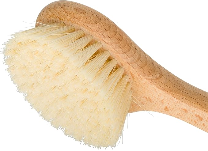 Redecker 100% Made in Germany Round Pig Bristle Bath Brush with Oiled Beechwood Handle, 14-1/5-Inches